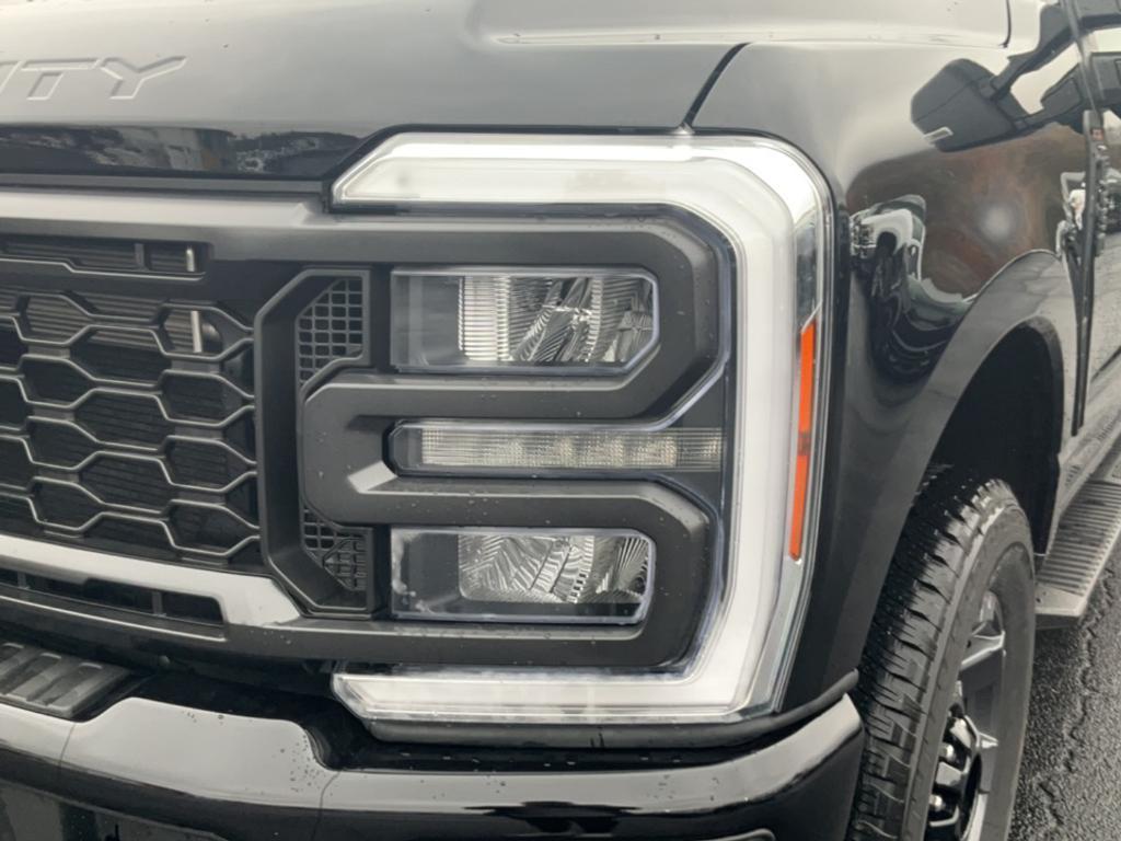 new 2024 Ford F-250 car, priced at $57,485