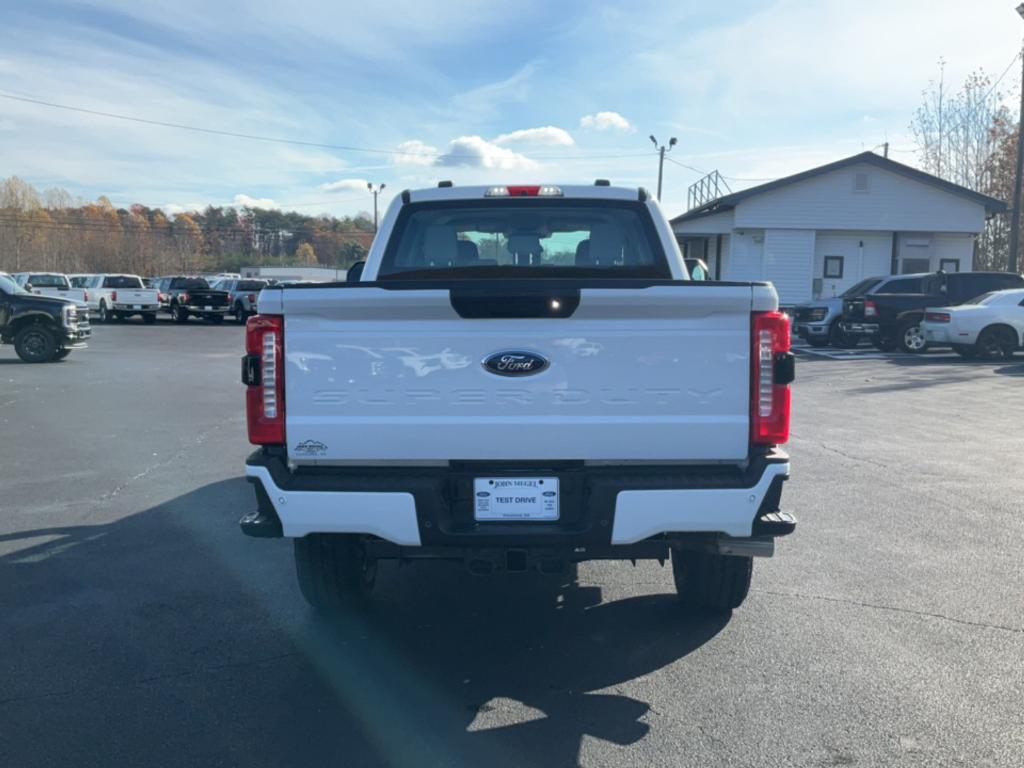 new 2024 Ford F-250 car, priced at $63,600