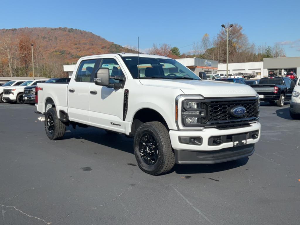 new 2024 Ford F-250 car, priced at $63,600