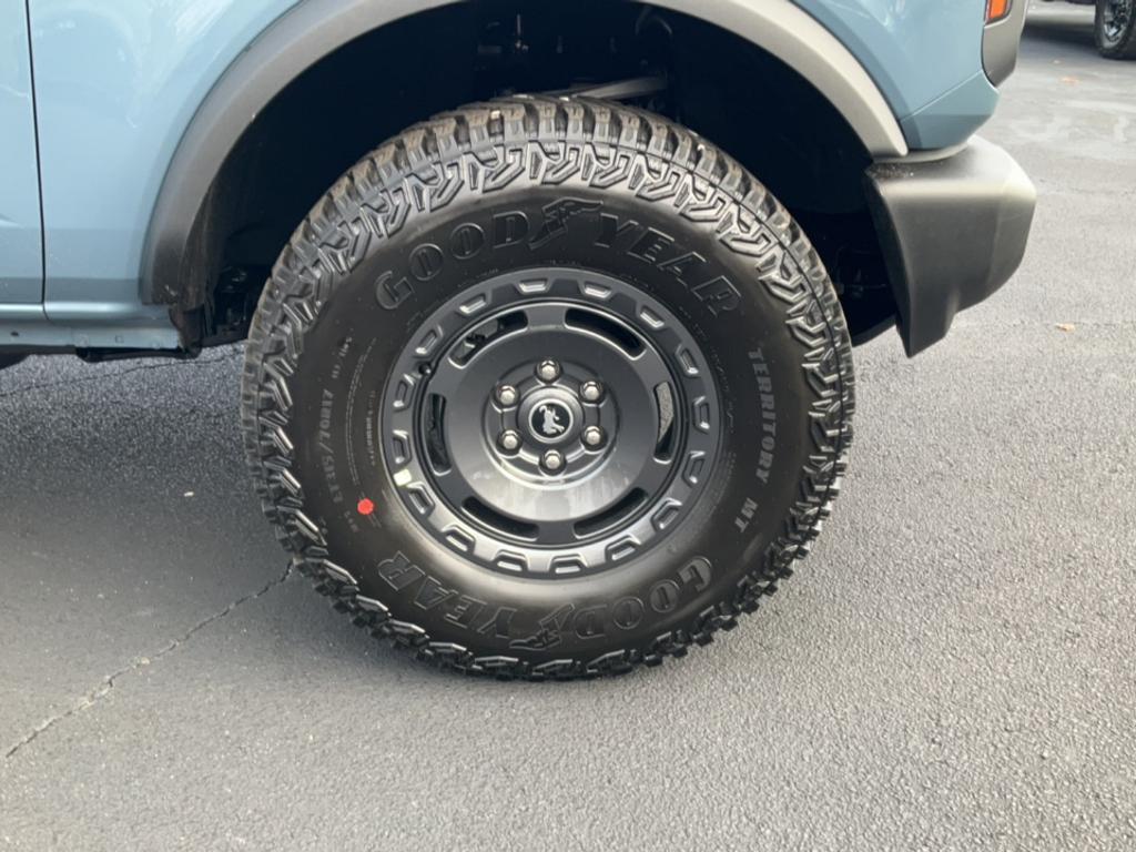 new 2024 Ford Bronco car, priced at $48,660