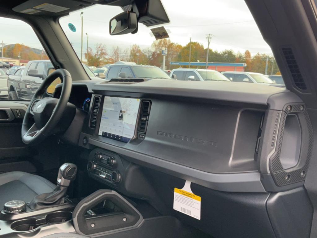 new 2024 Ford Bronco car, priced at $48,660