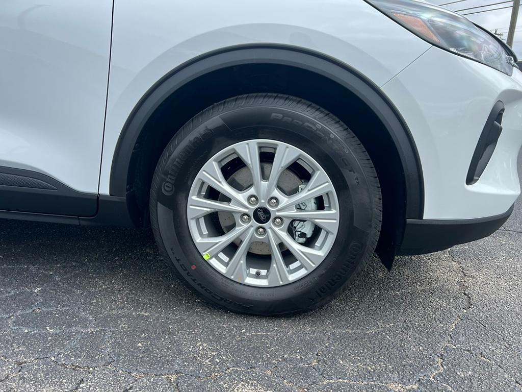 new 2025 Ford Escape car, priced at $24,605