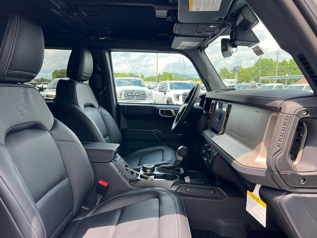 new 2025 Ford Bronco car, priced at $50,322