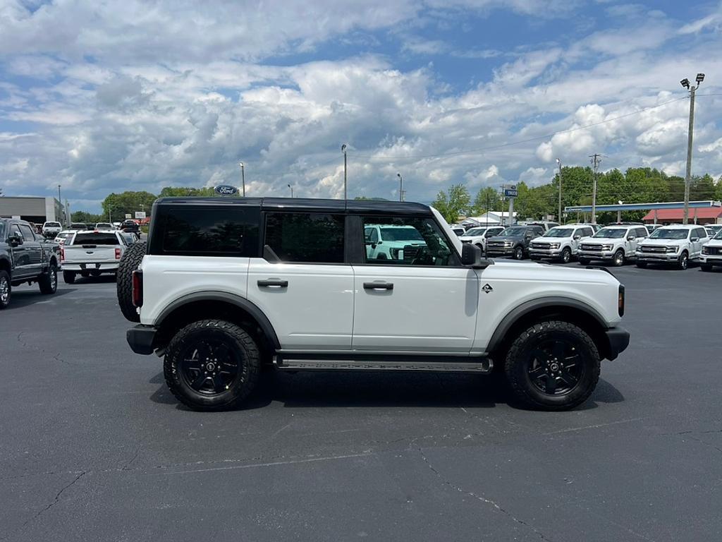 new 2025 Ford Bronco car, priced at $50,322