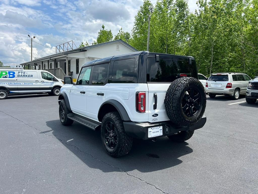 new 2025 Ford Bronco car, priced at $50,322