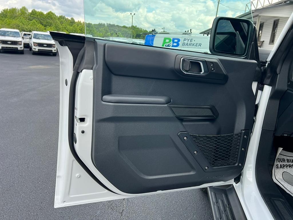 new 2025 Ford Bronco car, priced at $50,322