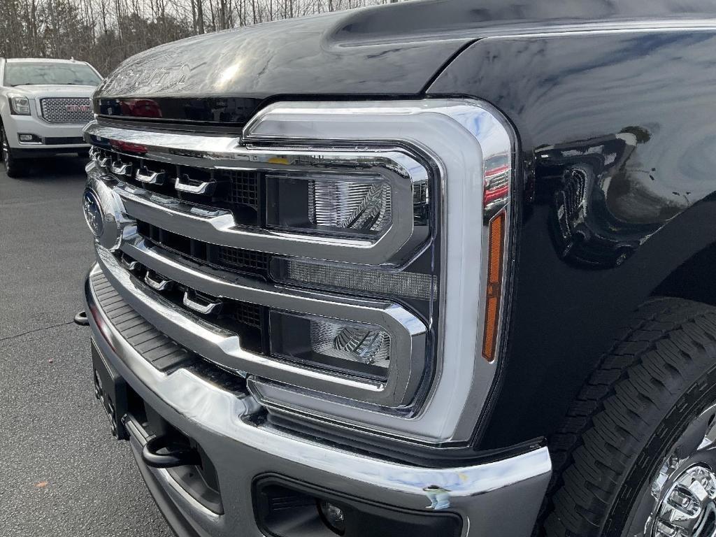 new 2025 Ford F-250 car, priced at $78,915