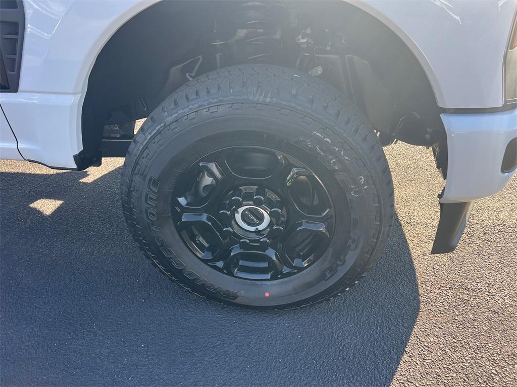 new 2025 Ford F-250 car, priced at $67,795
