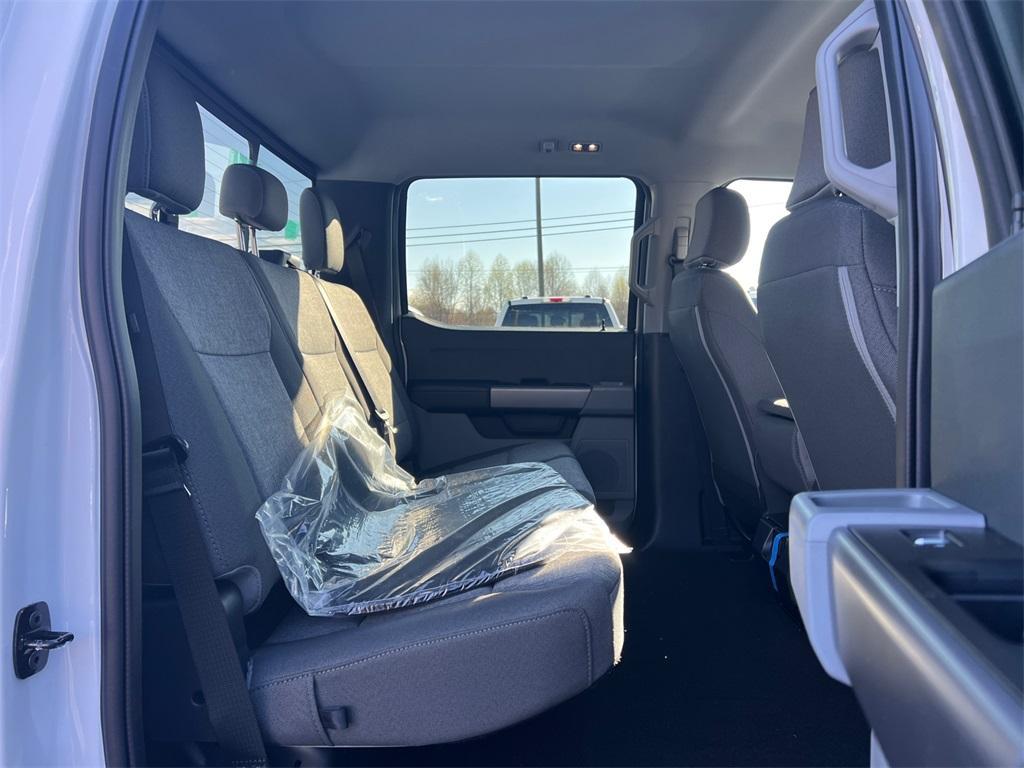 new 2025 Ford F-250 car, priced at $67,795