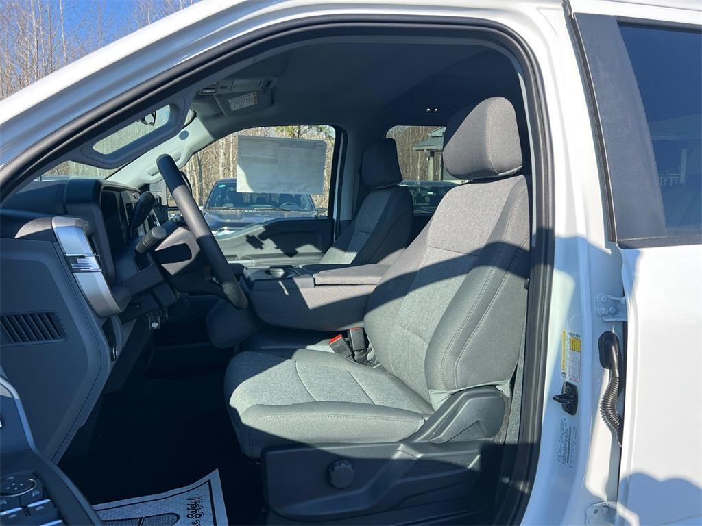 new 2025 Ford F-250 car, priced at $67,795