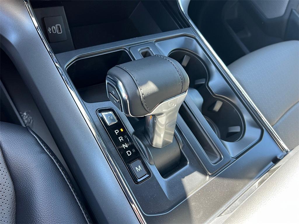 new 2025 Ford F-150 car, priced at $62,092