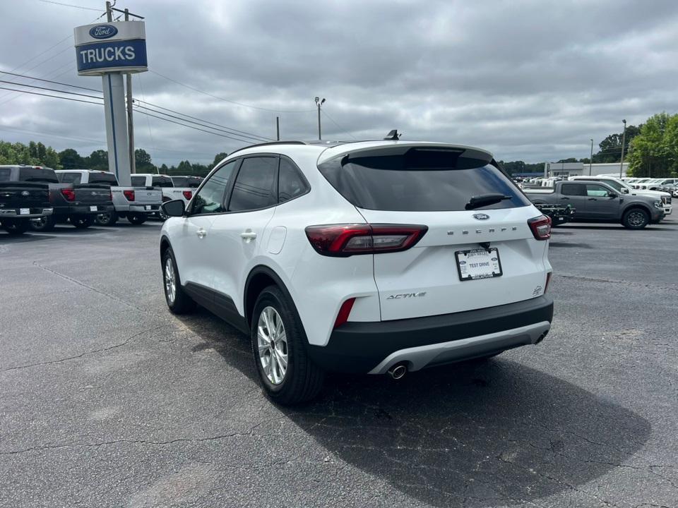 new 2025 Ford Escape car, priced at $24,605