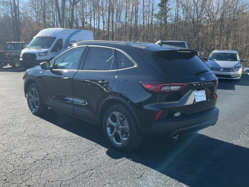 new 2025 Ford Escape car, priced at $31,820