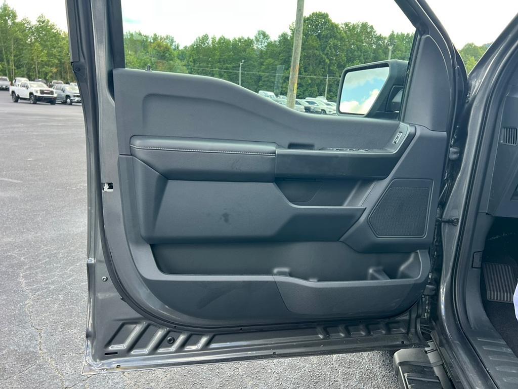 new 2025 Ford F-150 car, priced at $47,145