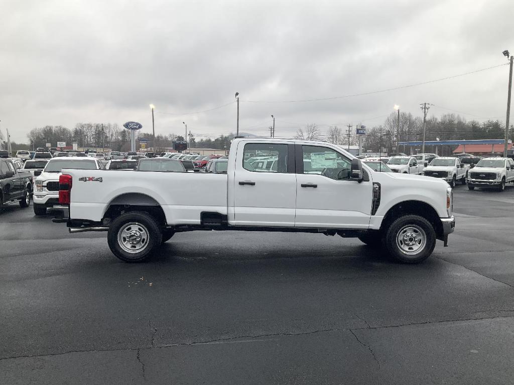 new 2024 Ford F-350 car, priced at $49,620