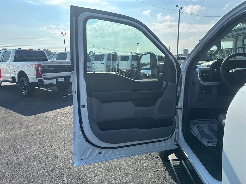 new 2026 Ford F-350 car, priced at $74,935