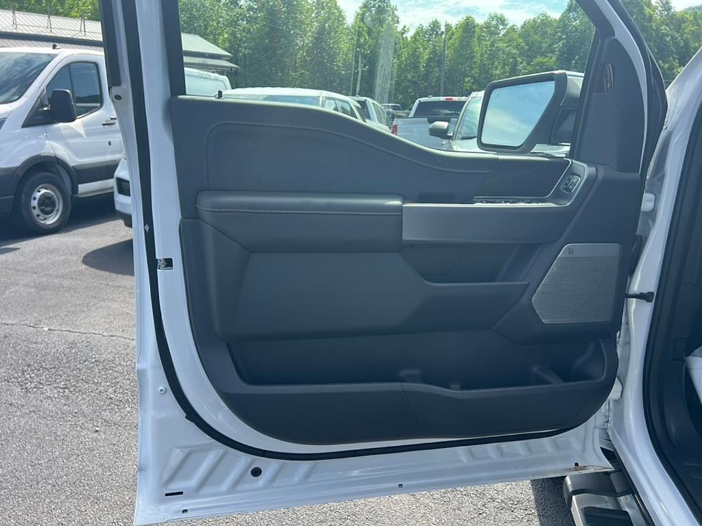 new 2025 Ford F-150 car, priced at $60,383