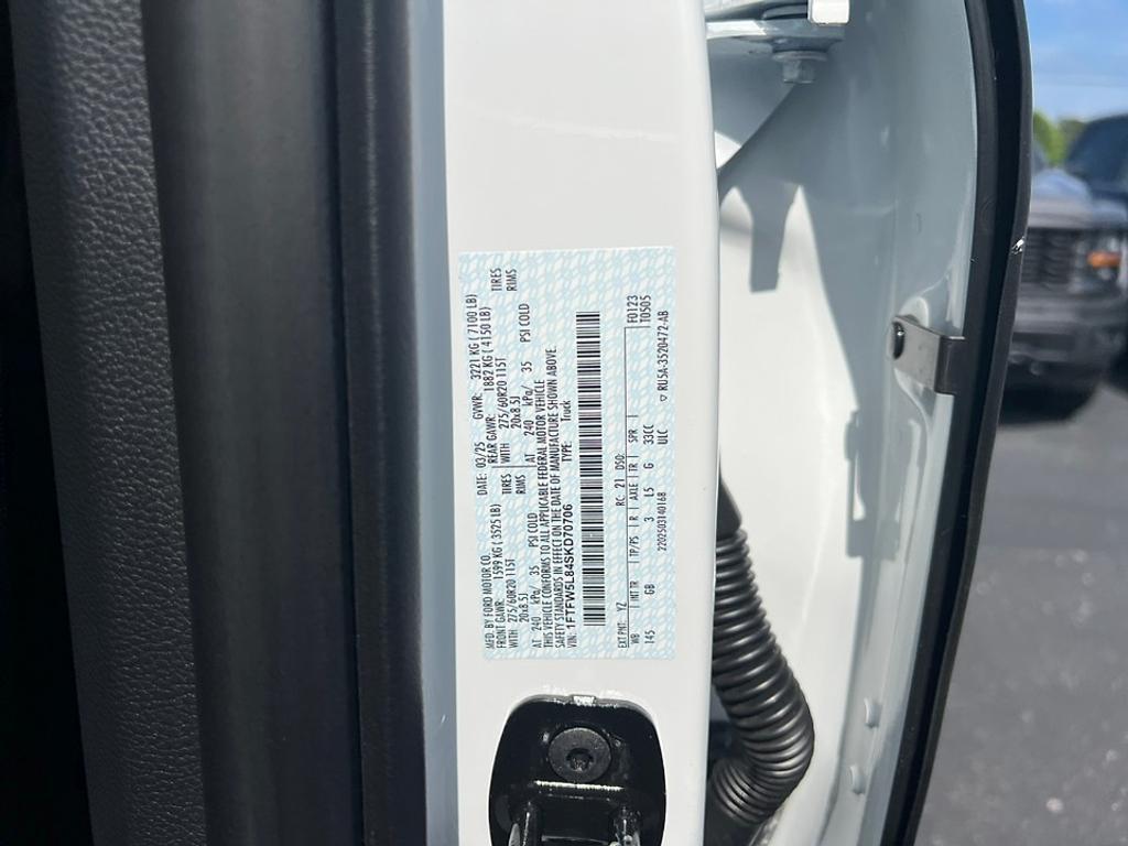 new 2025 Ford F-150 car, priced at $60,383
