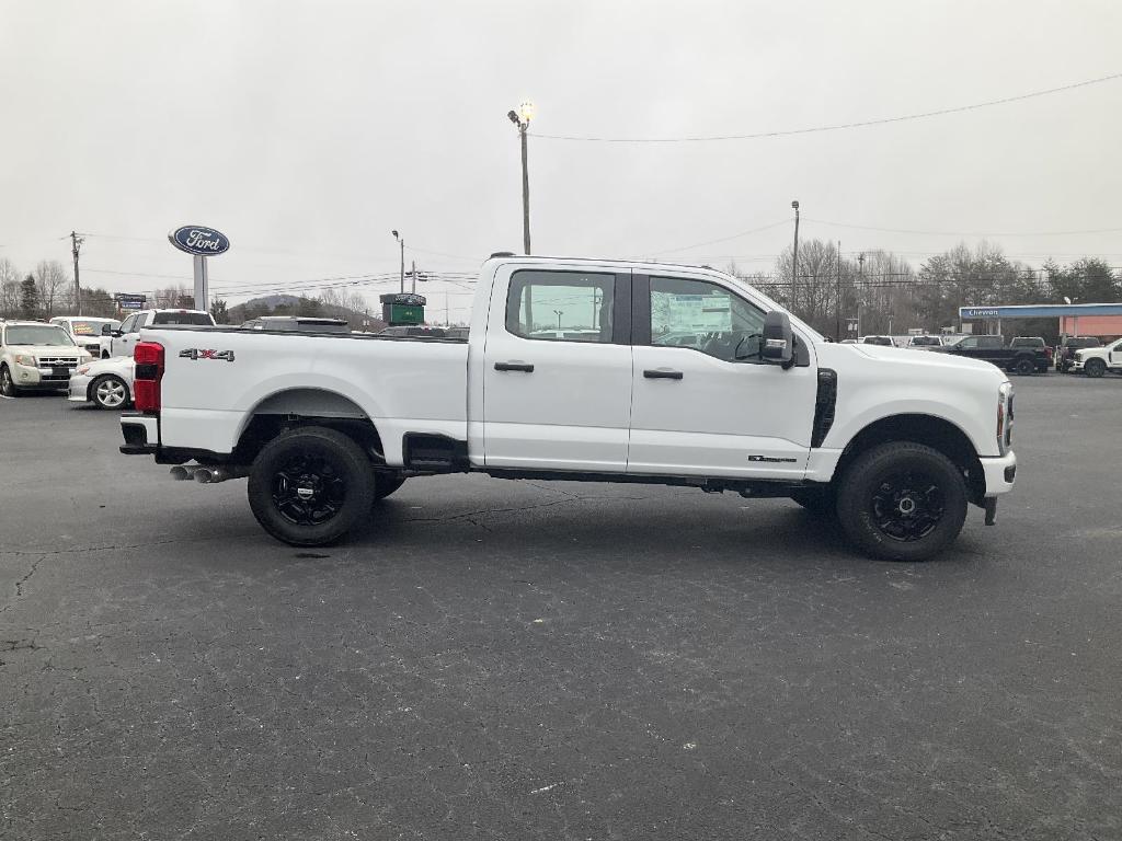 new 2025 Ford F-250 car, priced at $69,305