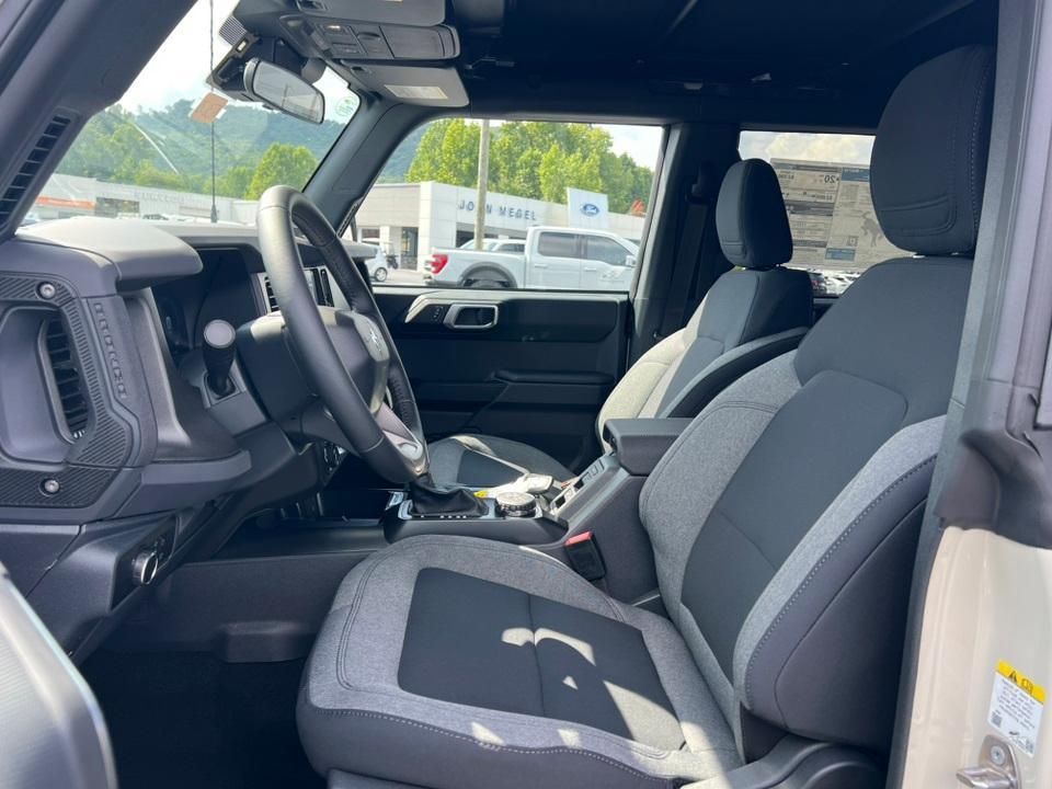 new 2025 Ford Bronco car, priced at $38,905