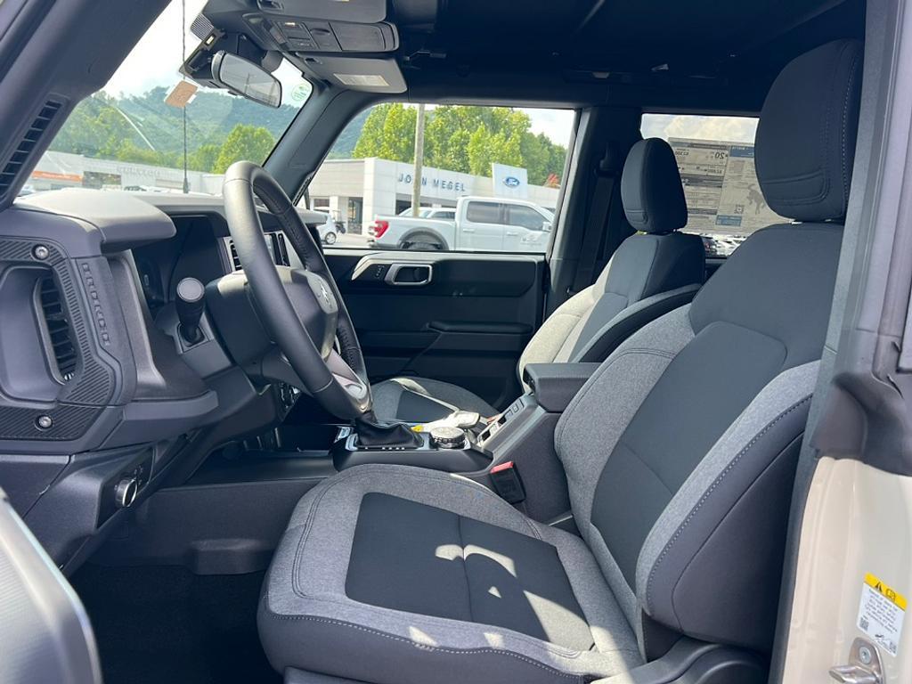 new 2025 Ford Bronco car, priced at $38,905