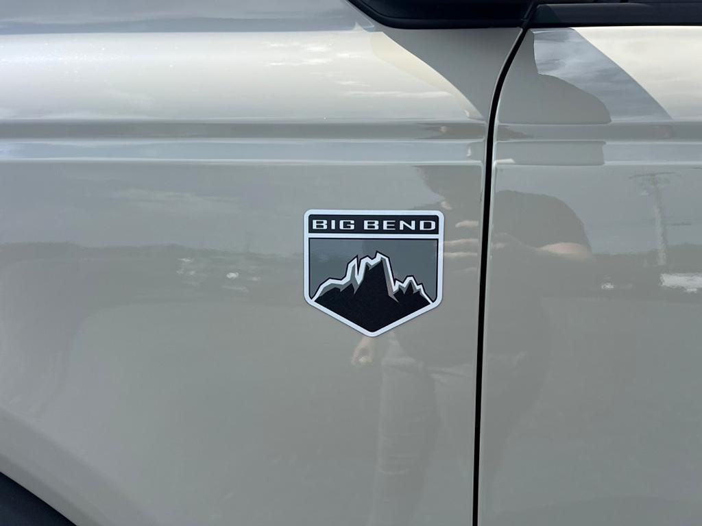 new 2025 Ford Bronco car, priced at $38,905