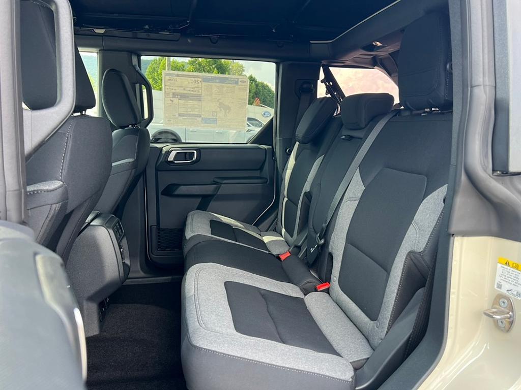 new 2025 Ford Bronco car, priced at $38,905