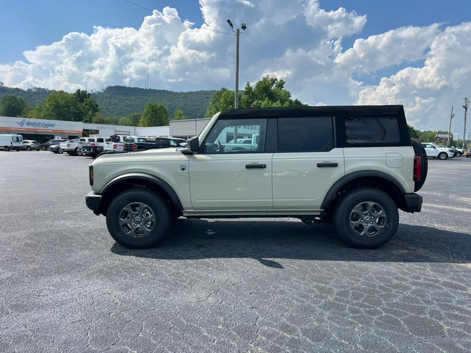 new 2025 Ford Bronco car, priced at $38,905