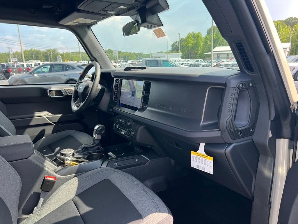 new 2025 Ford Bronco car, priced at $38,905