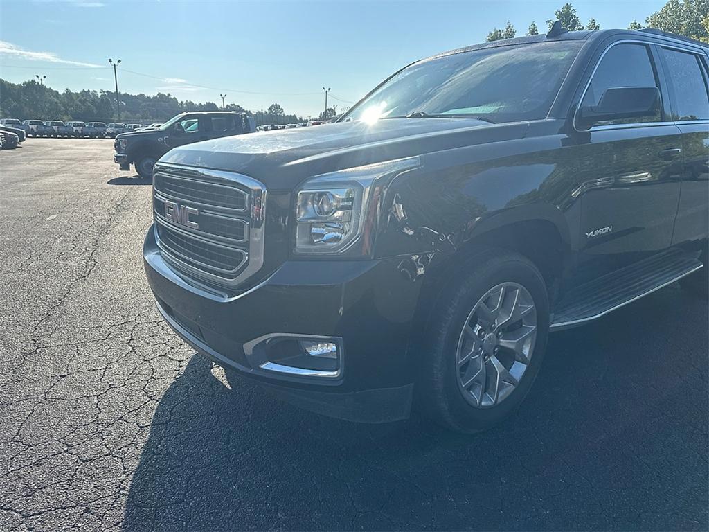 used 2016 GMC Yukon car, priced at $18,949