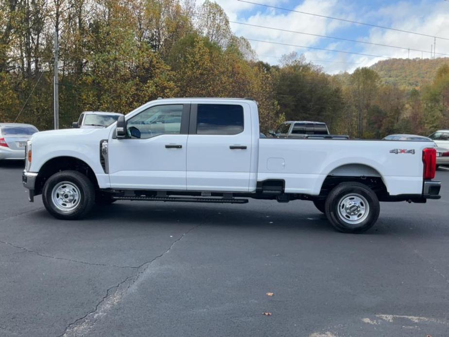 new 2024 Ford F-350 car, priced at $49,855