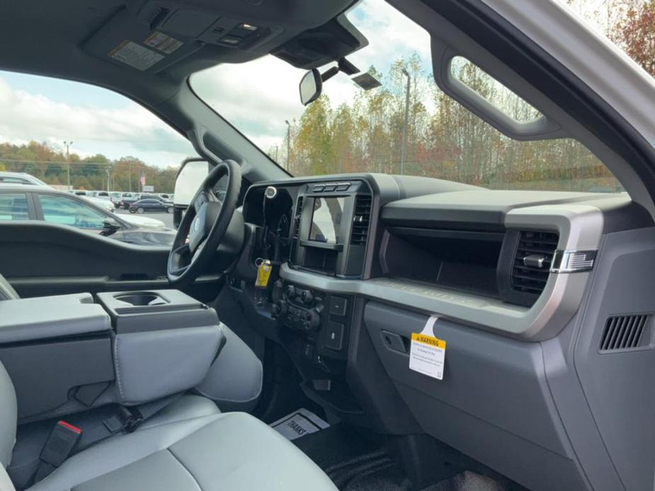 new 2024 Ford F-350 car, priced at $49,855