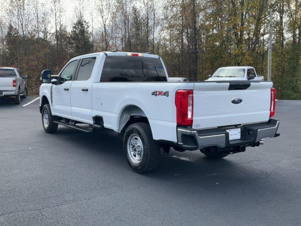 new 2024 Ford F-350 car, priced at $49,855