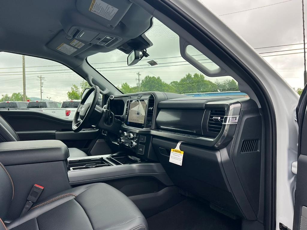new 2025 Ford F-250 car, priced at $76,540