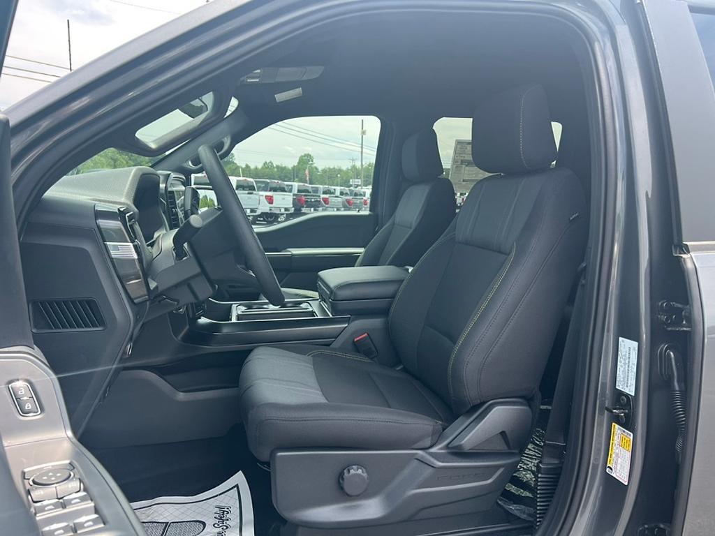 new 2025 Ford F-150 car, priced at $45,558