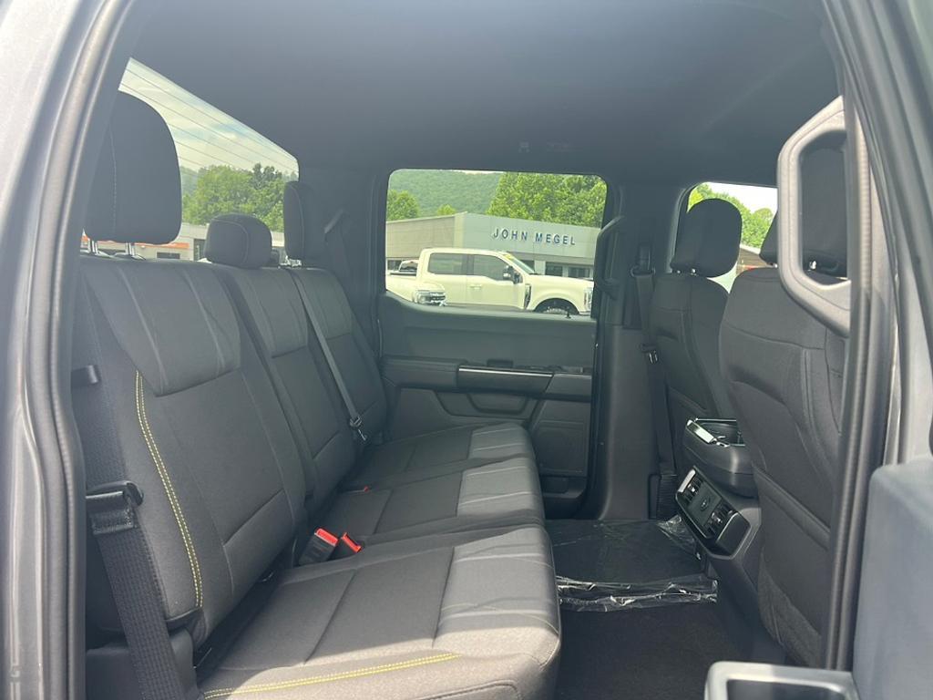 new 2025 Ford F-150 car, priced at $45,558