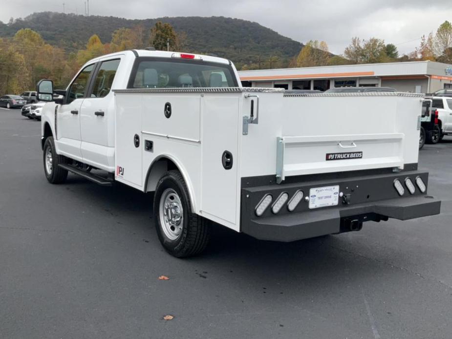 new 2024 Ford F-250 car, priced at $58,070