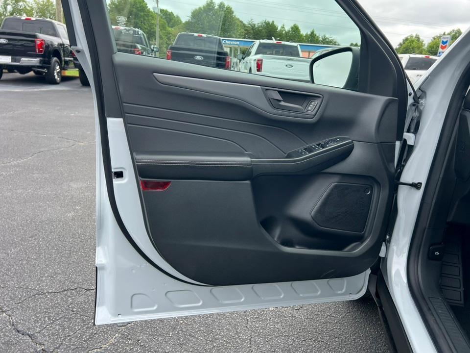 new 2025 Ford Escape car, priced at $24,605