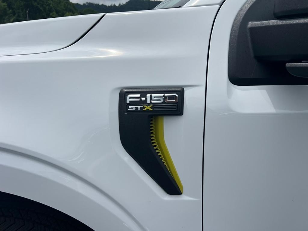 new 2025 Ford F-150 car, priced at $45,558