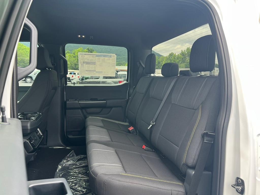 new 2025 Ford F-150 car, priced at $45,558
