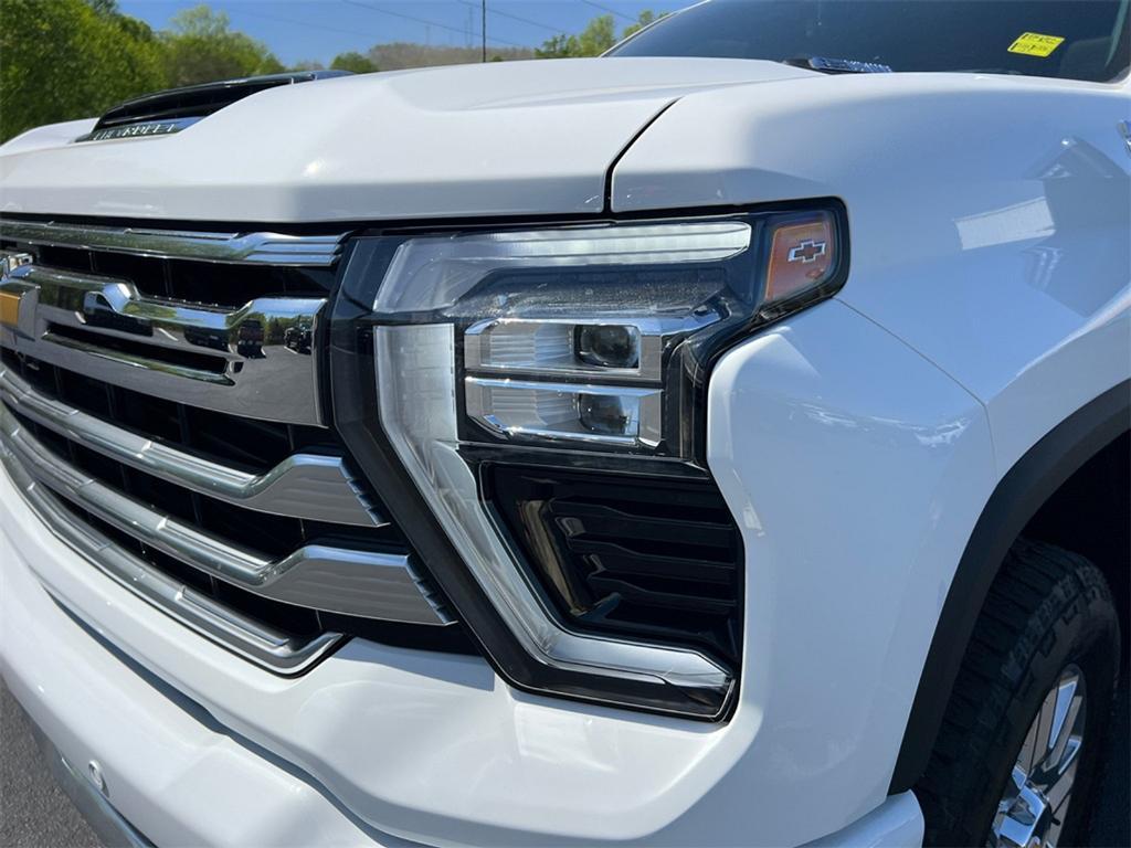 used 2025 Chevrolet Silverado 2500 car, priced at $80,998