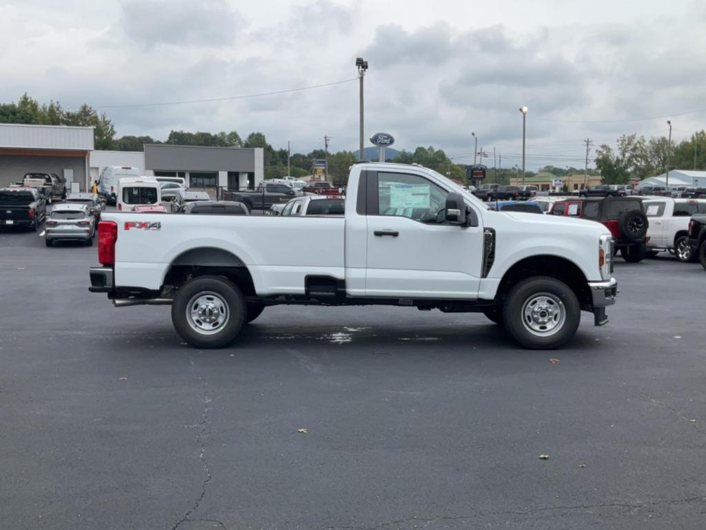 new 2024 Ford F-250 car, priced at $44,680