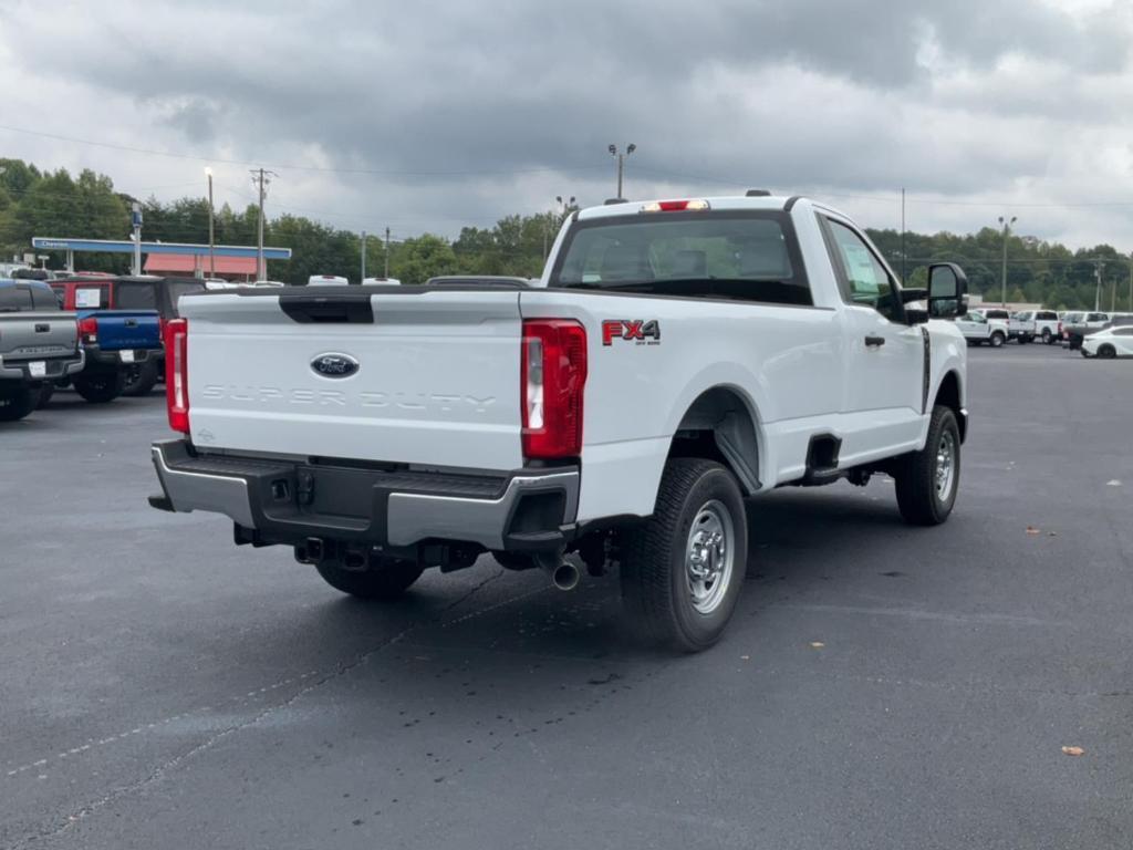 new 2024 Ford F-250 car, priced at $44,680