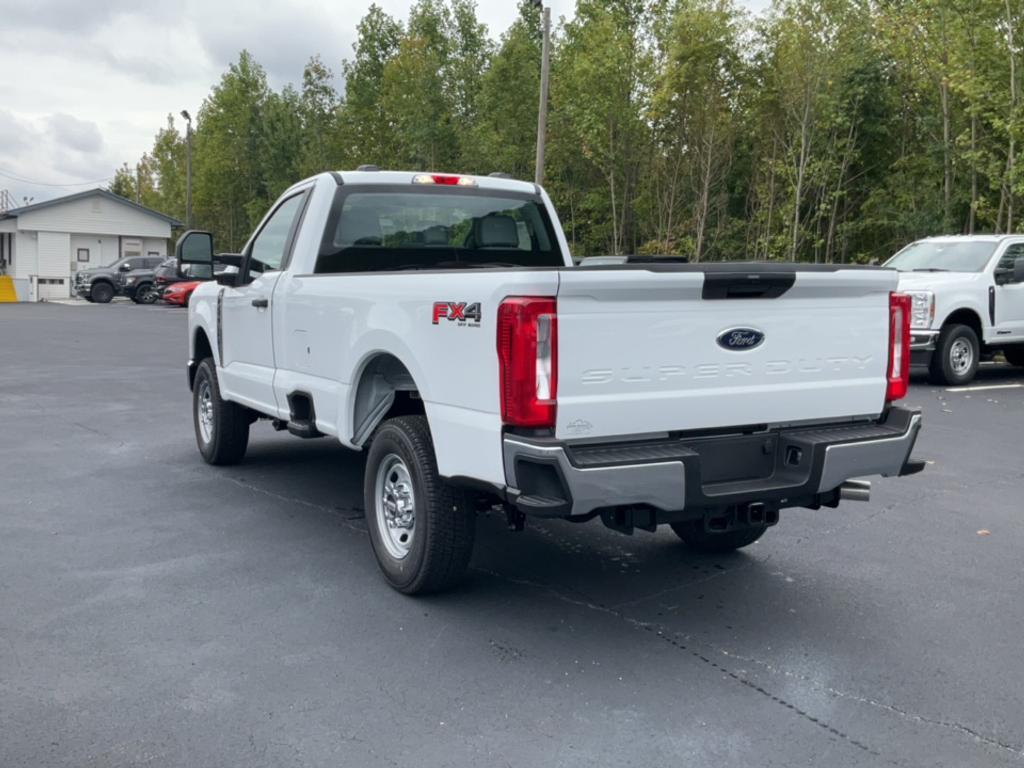 new 2024 Ford F-250 car, priced at $44,680