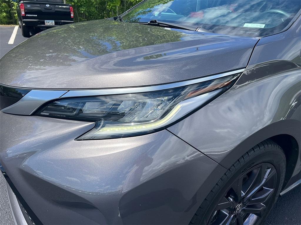 used 2021 Toyota Sienna car, priced at $37,273