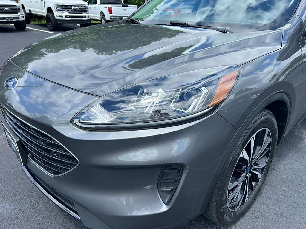 used 2022 Ford Escape car, priced at $23,736