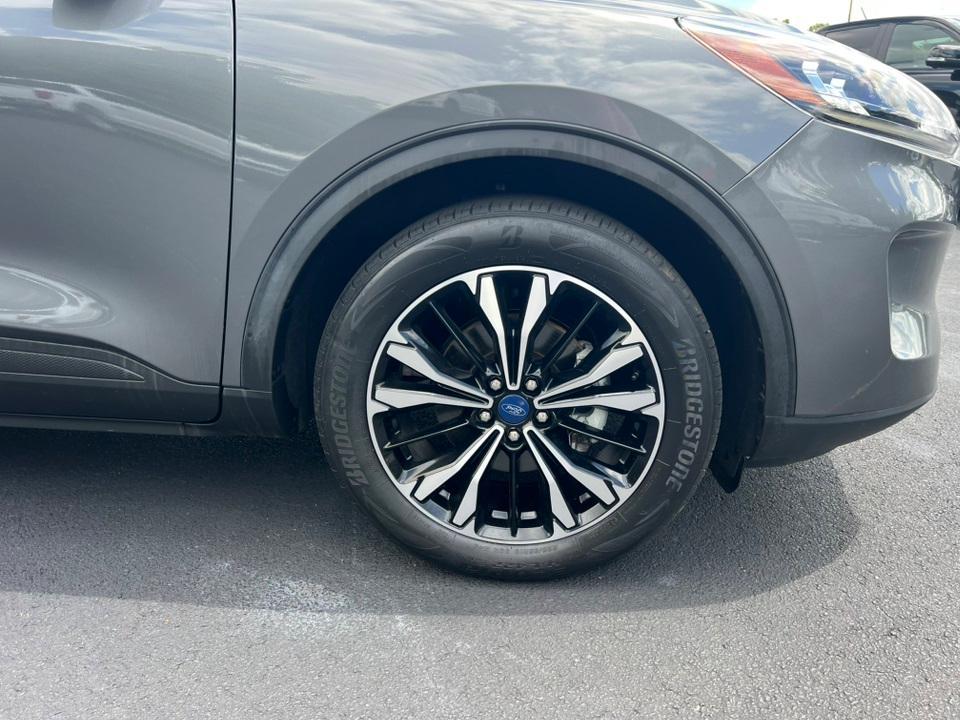 used 2022 Ford Escape car, priced at $21,999