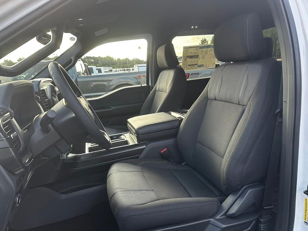 new 2025 Ford F-150 car, priced at $48,975
