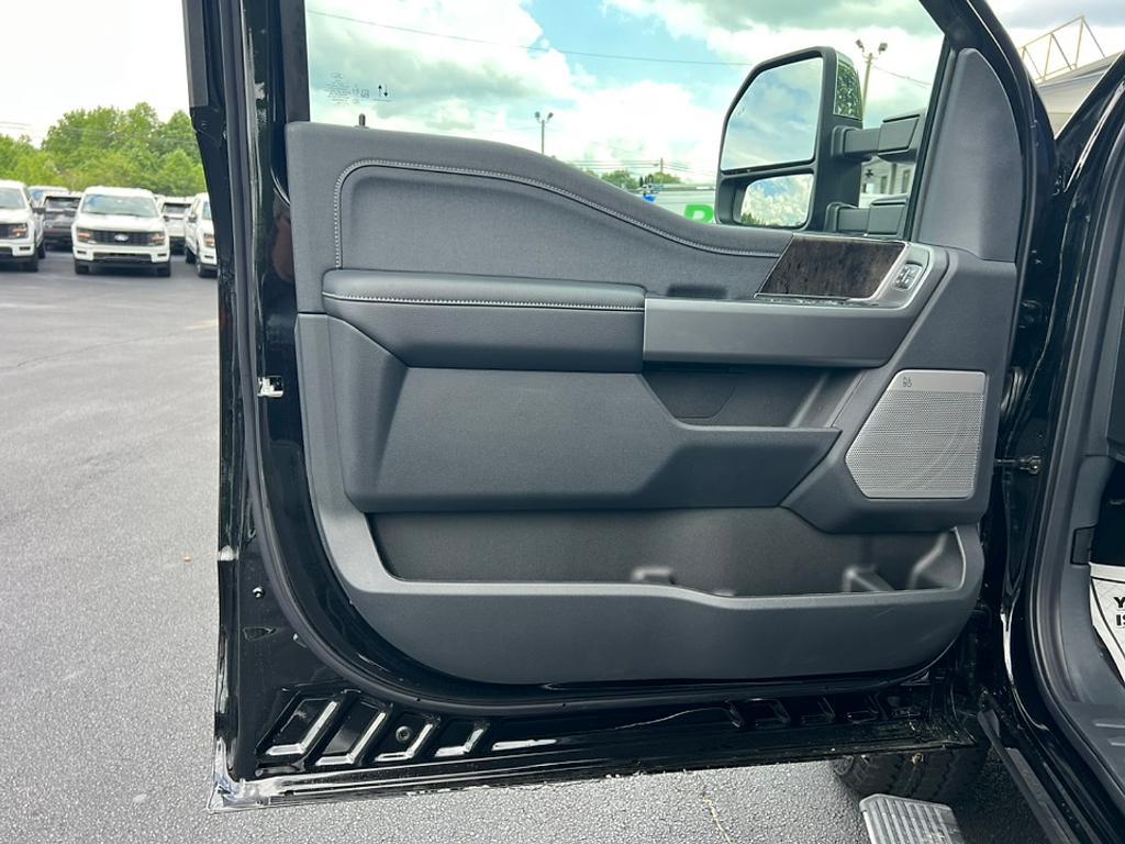 new 2025 Ford F-350 car, priced at $85,495