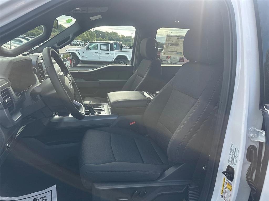 new 2025 Ford F-150 car, priced at $55,730